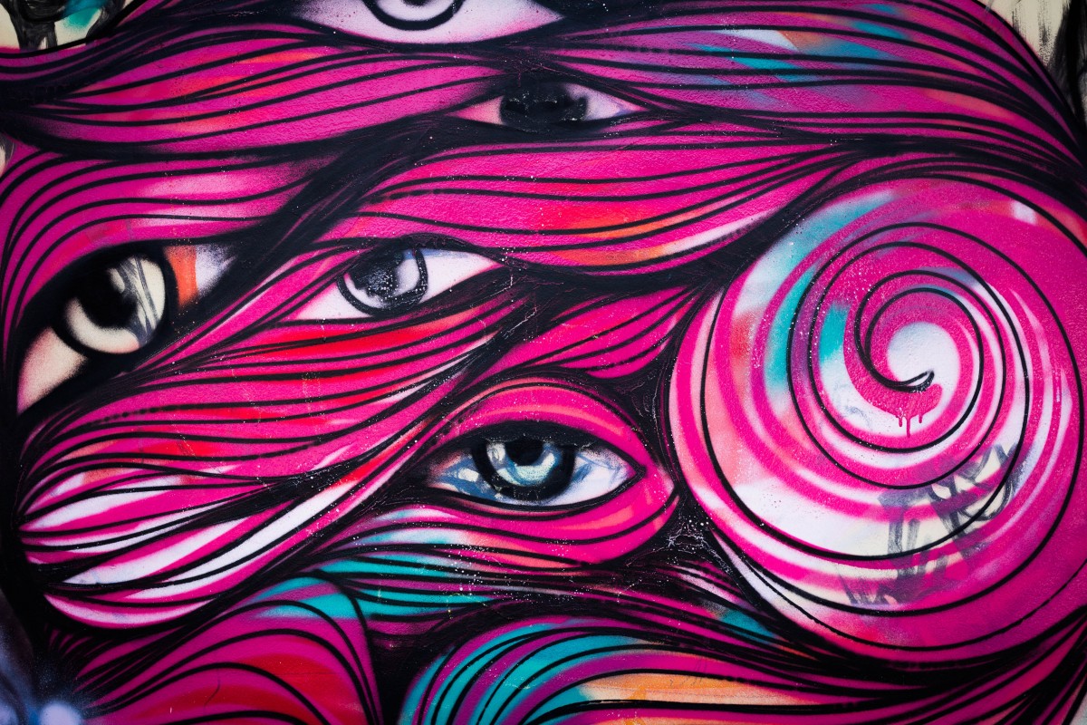 graphite_eyes_pink_colorful_urban_art_street_art_spray_art741536